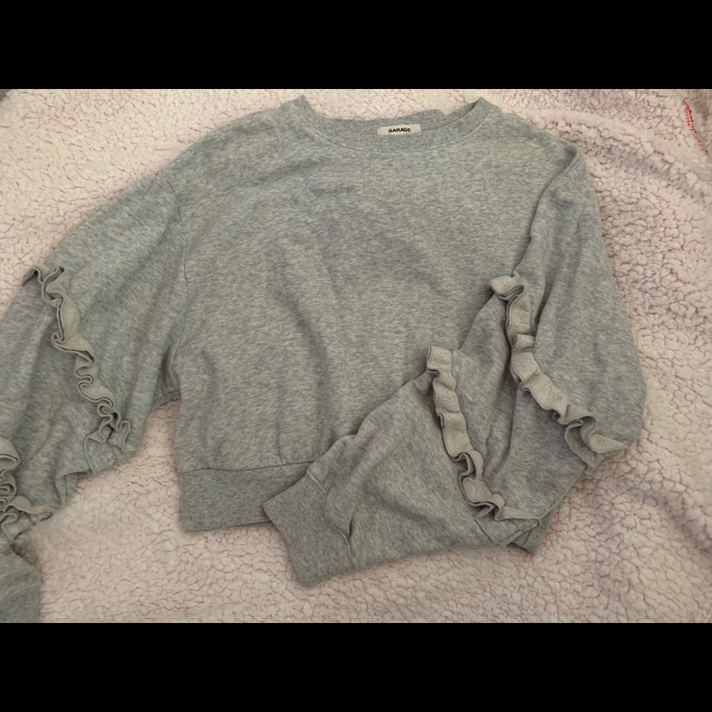 Grey cropped sweater
